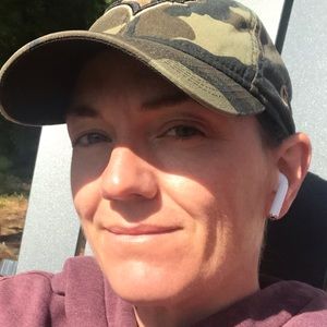 Meet your Posher, Jen